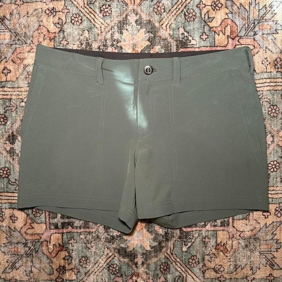 Patagonia Pants - Patagonia Stretch Shorts (Size 6)